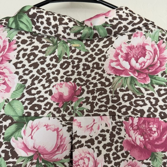 Guess Women’s Vianca Printed Satin Shirt Button Down Leopard Animal Floral Work - Picture 6 of 9